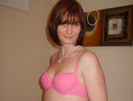 We did not find results for: femme mur qui veut baiser