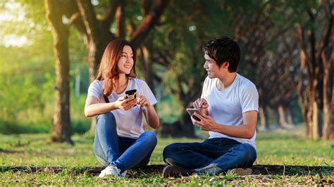 Hi all, i can't decide if this is going to make me sound totally unhinged or not, but i thought the msn wisdom could help me gain some perspective. How to talk to your partner if he still uses dating apps ...