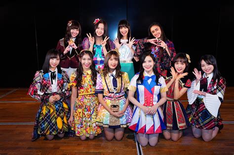 ตัวละคร (character) akb48 hkt48 akb48 team sh akb48 team tp. AKB48、海外姉妹グループエースメンバーが集結! 紅白歌合戦への想いを語る - Pop'n'Roll(ポップンロール)