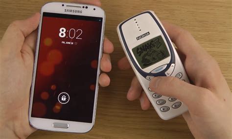 Nokia tijolao é o poder. Vídeo compara velocidade do Galaxy S4 com Nokia tijolão ...