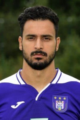 You don't have an instagram account? Nacer Chadli / Belge / Milieu relayeur, milieu offensif ...