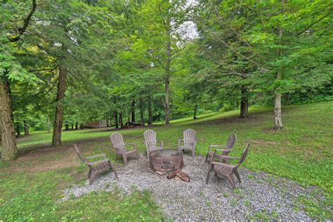 Benezette cabin w/hot tub, grill & mtn views. Elk Terrace Lodge | - BENEZETTE CABIN RENTALS