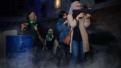 Kepala badan kesatuan bangsa dan perlindungan masyarakat kota surabaya, soemarnoo, membenarkan kejadian itu. Harga Tiket Masuk Trans Studio Cibubur 2020 - Tribun Travel