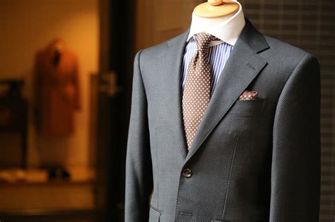 It shows that male beauty is complicated. Fashion for the new Metrosexual Men - Orangemarigolds