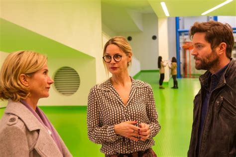 Tv.nu hjälper dig hitta de bästa filmerna och serierna hos tjänster som svt play. "SOKO Stuttgart - Vermächtnis" mit Petra van de Voort ...
