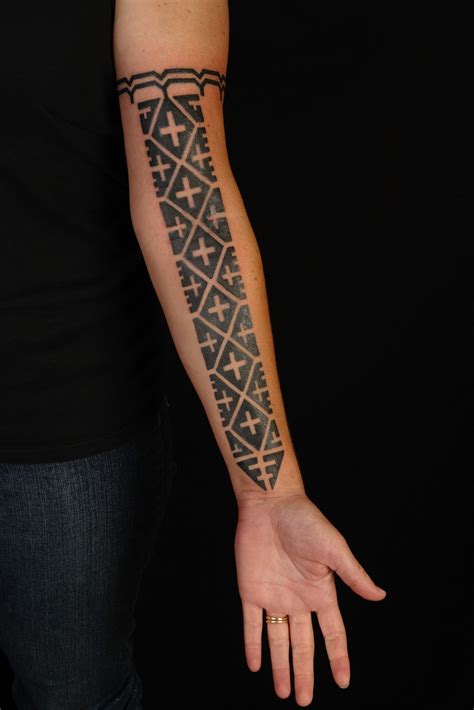 From tribal tattoos to turtles and sharks, polynesia tattoos can be forearm, sleeve, and armband. SHANE TATTOOS: Papua New Guinea Tattoo