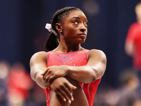 Shanon biles, the biological mother of simone, has come out to say she would love to develop the thankfully simone gets all the love and support she could ever need, especially from her mom, nellie. Simone Biles and Her Mom 'Just Cried Together' After Her ...