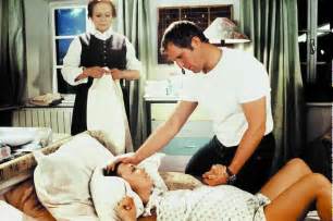 „trau niemals deiner frau (2012) sonntag, 31.01.2021 ab 21:45 uhr auf 3sat nähere infos. Der Bergdoktor (1992) S06E03: Brennender Ehrgeiz ...