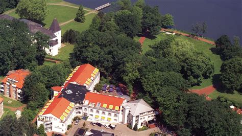 Wasserturm von bad zwischenahn ist nur wenige minuten entfernt. HansenS Haus am Meer (Bad Zwischenahn) • HolidayCheck ...