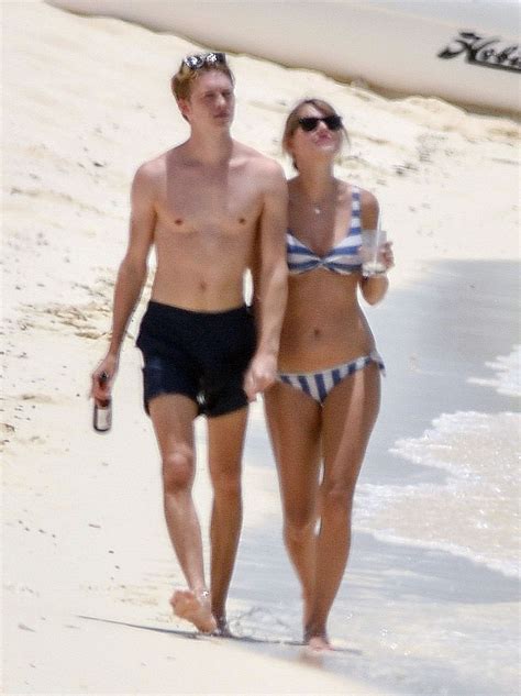 Find out everything there is to know about him here. Taylor Swift and Her Boyfriend Joe Alwyn at a Luxury Private resort in Turks and Caicos