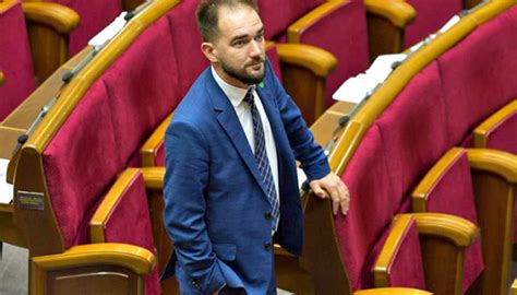 Александр юрченко — весёлый водитель троллейбуса 2010 (2000) 03:46. Депутату Юрченку повідомили про підозру в хабарництві - Діло