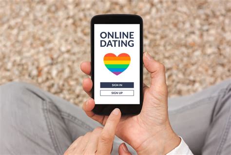 Dating app messages you should avoid sending during the coronavirus pandemic. gay dating app