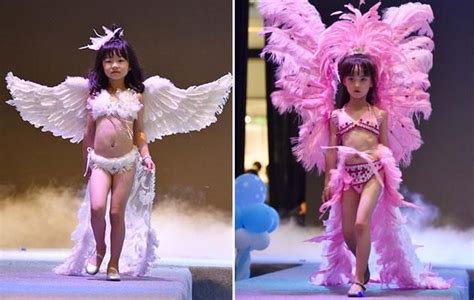 Acme 55117 citynightline cnl speise gepäck nachtzug kompatibel ls models neu. OUTRAGE! Little girls model lingerie in "Victoria's Secret ...