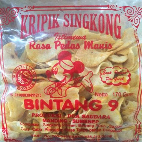 Keripik singkong adalah makanan yang terbuat dari singkong yang diiris tipis kemudian digoreng dengan menggunakan minyak goreng. Keripik Singkong Madura - Camilan Bali Kripik Kripik ...