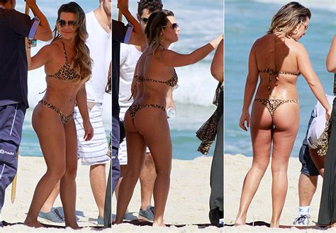 Fernanda souza gostosa com um biquininho enfiado no rabo em malhação. Fernanda Souza grava de biquíni e exibe as curvas na praia ...