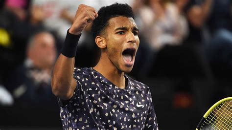 Alcanzó el puesto número 554 en la secundaria superior de. Felix Auger-Aliassime Beats Gilles Simon To Reach Back-To ...