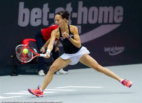 Викторија голубић / viktorija golubić,1 pronounced ʋǐktoːrija ɡolǔbitɕ; Viktorija Golubic | Generali Ladies Linz 2016 - WTA ...