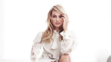 Discover the ultimate collection of the top 70 margot robbie wallpapers and photos available for download for free. Margot Robbie Wallpapers - Wallpaper Cave