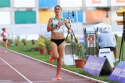 La venezolana yulimar rojas se llevó la noche al dominar la prueba de principio a fin, colgándose la medalla de oro con récords olímpicos y mundiales incluidos. O sétimo título consecutivo no atletismo e outras ...