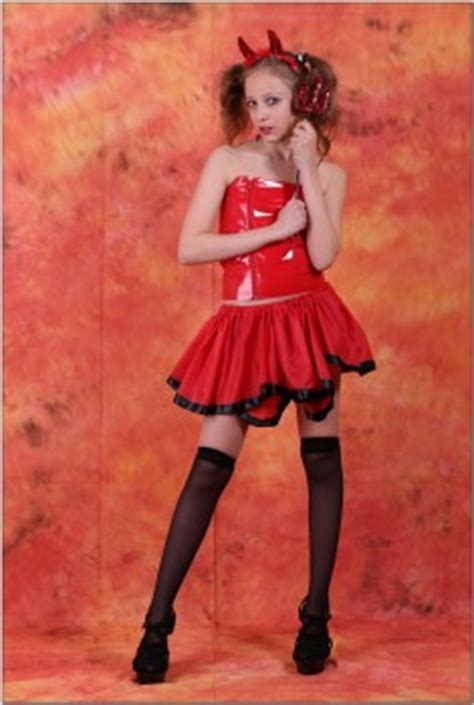 Join facebook to connect with violette silver and others you may know. TeenModeling.TV teenmodeling.tv / TMTV - Violette - Little Devil (littledevil) - x105