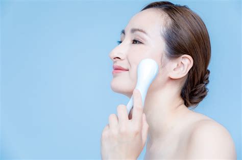 カサカサになってしまった乾燥肌を治す!冬から始める乾燥 ...