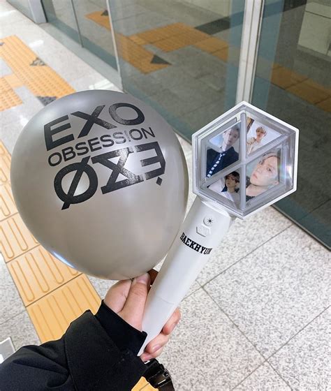 We quickly established ourselves as the industry's first choice for backline hire and rehearsal studios. 191206 Music Bank stage | Kpop, Ideias, Coisas