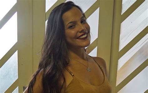 Cabe lembrar ainda que, atualmente o globoplay. BBB 17: Emilly cai na avaliação dos brothers e fica em ...