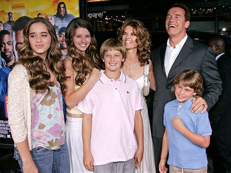 Katherine schwarzenegger is first of four children between arnold and his divorced wife. Arnold Schwarzenegger Kinder / Schwangere Katherine ...