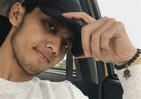 Download mp3 lagu aurora gratis, ada 20 daftar lagu lagu aurora yang bisa anda download. Biodata Adam Lee Pelakon Kacak Drama Curi-Curi Cinta ...