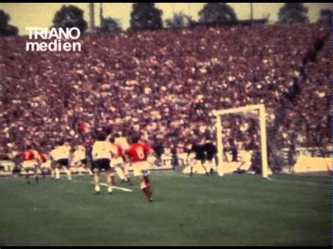 Sie stehen im halbfinale bei der em im eigenen land. European Championchip Football - Final 1972 - Fußball EM ...