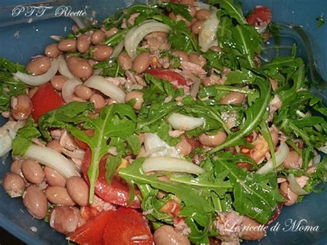 Mettere in fagioli in acqua fredda con alcune foglie di salvia e alloro, l`aglio e cuocere a fuoco lento finché saranno cotti ma non troppo morbidi. Insalata di fagioli borlotti - PTT Ricette