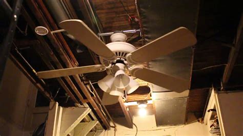 You know you need a ceiling fan but choosing one can be quite hard most especially given the different brands, models, types, sizes, and designs today. FASCO American Spirit (Airmark Americana) Southwest 52 ...