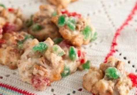 Love paula deen, she is sooo cheery and funny! Fruitcake Cookies Paula Deen / Easy And Festive Holiday ...