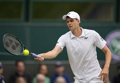 2 seed daniil medvedev in a match that was carried over from monday night because of rain. Hubert Hurkacz | chi è l'avversario di Berrettini in ...