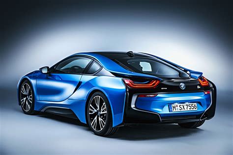 Everytime i see a 991 two things come to my mind immediately: BMW i8 Final Specs Revealed, Deliveries to Start in June - autoevolution