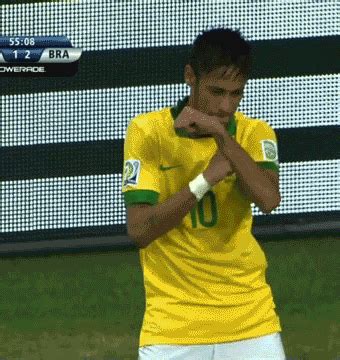 Check out all the awesome ronaldinho gifs on wifflegif. ronaldinho gif | Tumblr