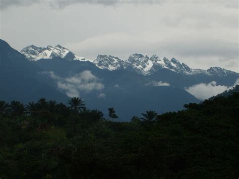 At the entrance of the rwenzori mountains national park, trekking formalities concluded with payment of park entry fees (see tips section of this article for the different tariffs). Rwenzori Mountains by gorilla.cd on Flickr