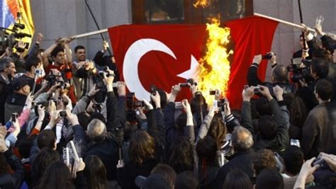 Upstate new york cop hailed a hero after rescuing family from burning home a cop was hailed for his heroic actions after he rushed into a house engulfed in flames in new york monday and rescued a. Turkish Flag Burning