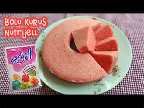 Cake) adalah kue berbahan dasar tepung (umumnya tepung terigu), gula, dan telur. Resep Bolu Kukus Nutrijell Stroberi Enak dan Lembut - YouTube