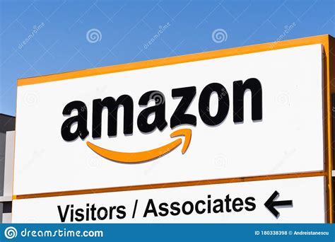Aug 23, 2019 Sacramento / CA / USA - Amazon Logo And Smile ...