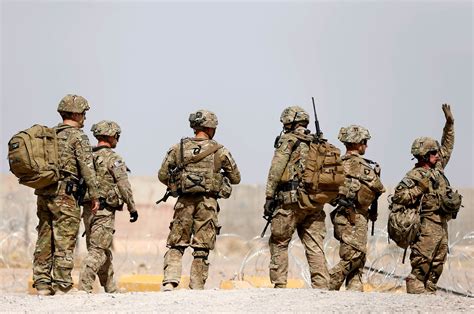Esperanza de vida al nacer h/m (años, 2016) 61/64: Estados Unidos completa el 25% de la retirada en Afganistán