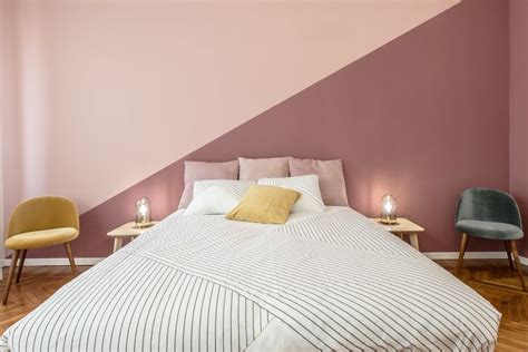 Pitture decorative per interni classici. Camera matrimoniale architrek camera da letto moderna ...