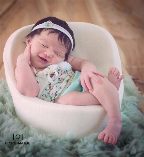 307,000+ vectors, stock photos & psd files. Newborn - Foto Imatge