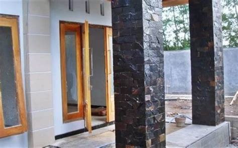 Bentuk tiang teras merupakan variasi depan rumah minimalis yang sekarang menjadi tren. Desain Tiang Teras Rumah Minimalis Batu Alam - Sinergi Stone
