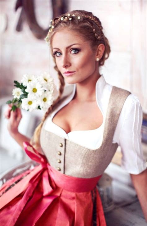 Sie sind auf dem weg zum schönsten tag ihres lebens! Das perfekte Hochzeitsdirndl finden - tolle Designs und ...