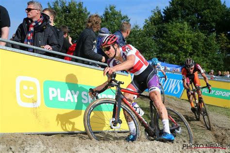 Een opa die gedurende zijn hele leven een wielergrootheid was, een vader die jarenlang de beste was was in het veld en op de weg zijn prijzen pakte, een. David van der Poel is de beste in het Franse Luttenbach ...