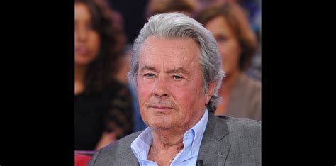 Wir zeigen ihnen, wie sich der kultstar verändert hat. Alain Delon vs. Alain-Fabien, son fils : Un père en colère ...