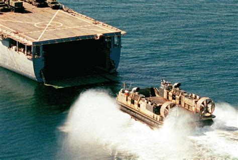 Follow me to support me and don't miss any important posts every day! Landing Craft, Air Cushion