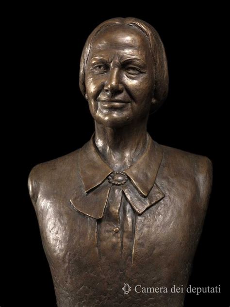 Died of heart failure the first woman to become president of the lower house of parliament in italy, nilde iotti was born in. Nilde Iotti (1920 - 1999) Mario Moretto / Scultura / Arte ...