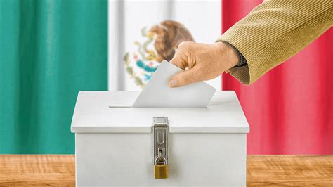 Transición política, entendida normalmente como transición a la democracia. Analizan expertos transición democrática en México ...